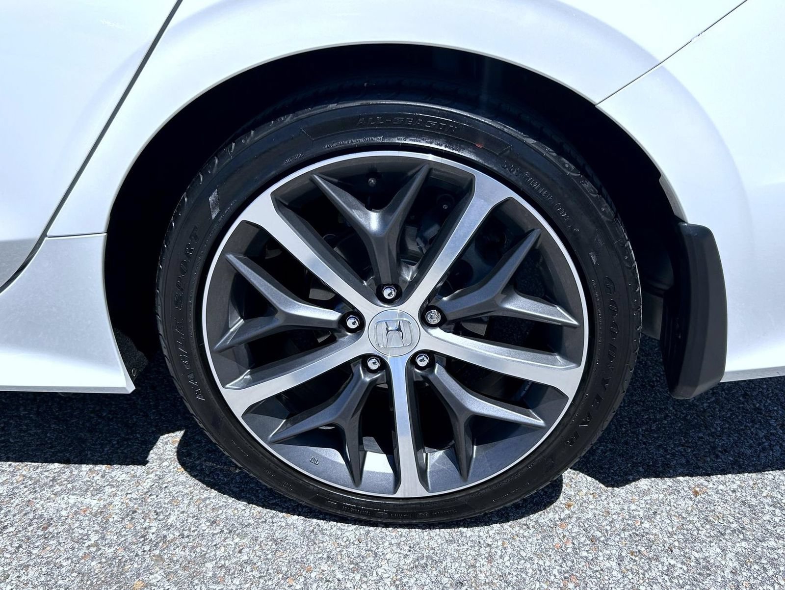 Used 2023 Honda Civic Touring image 22