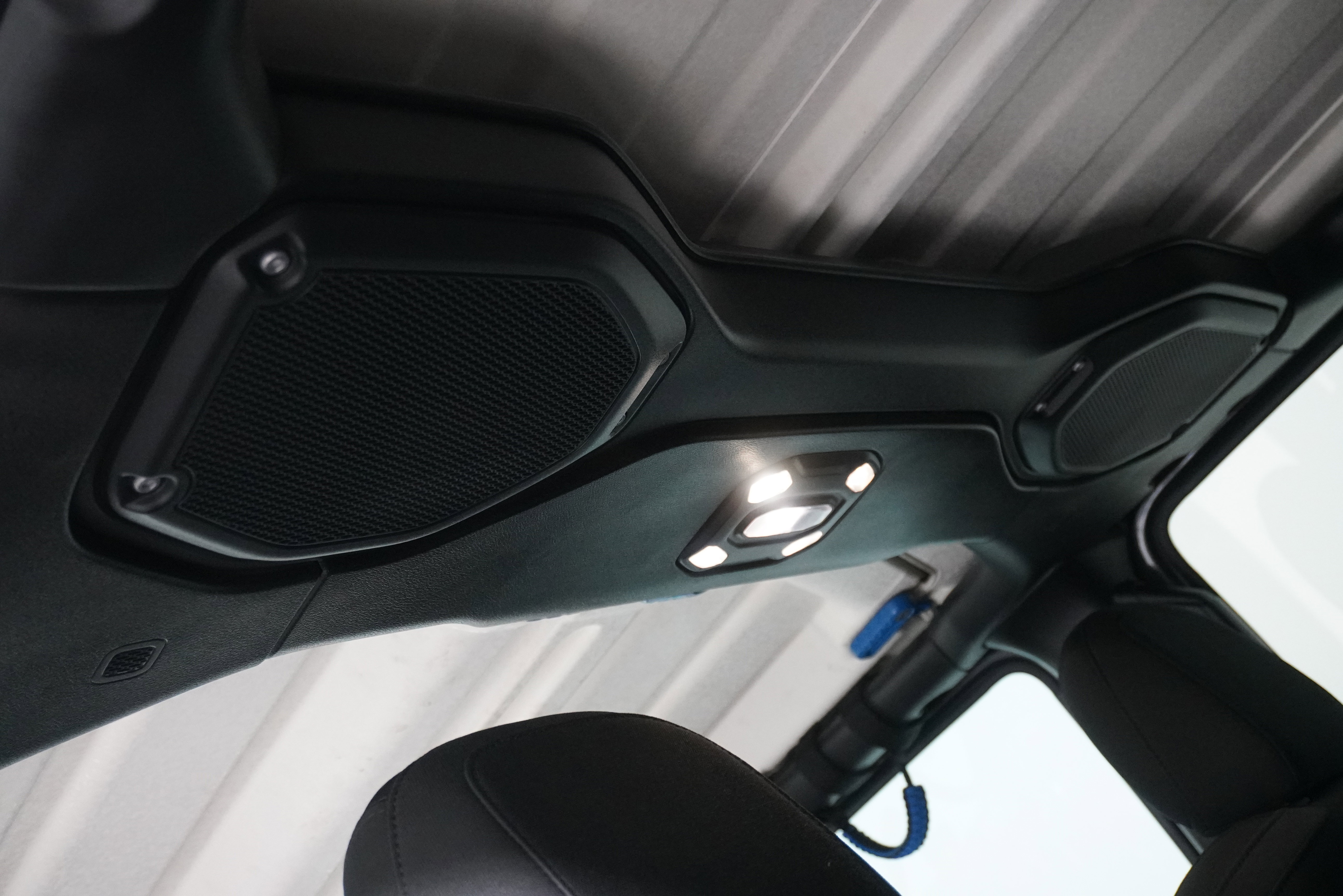 Used 2021 Jeep Gladiator Sport image 15