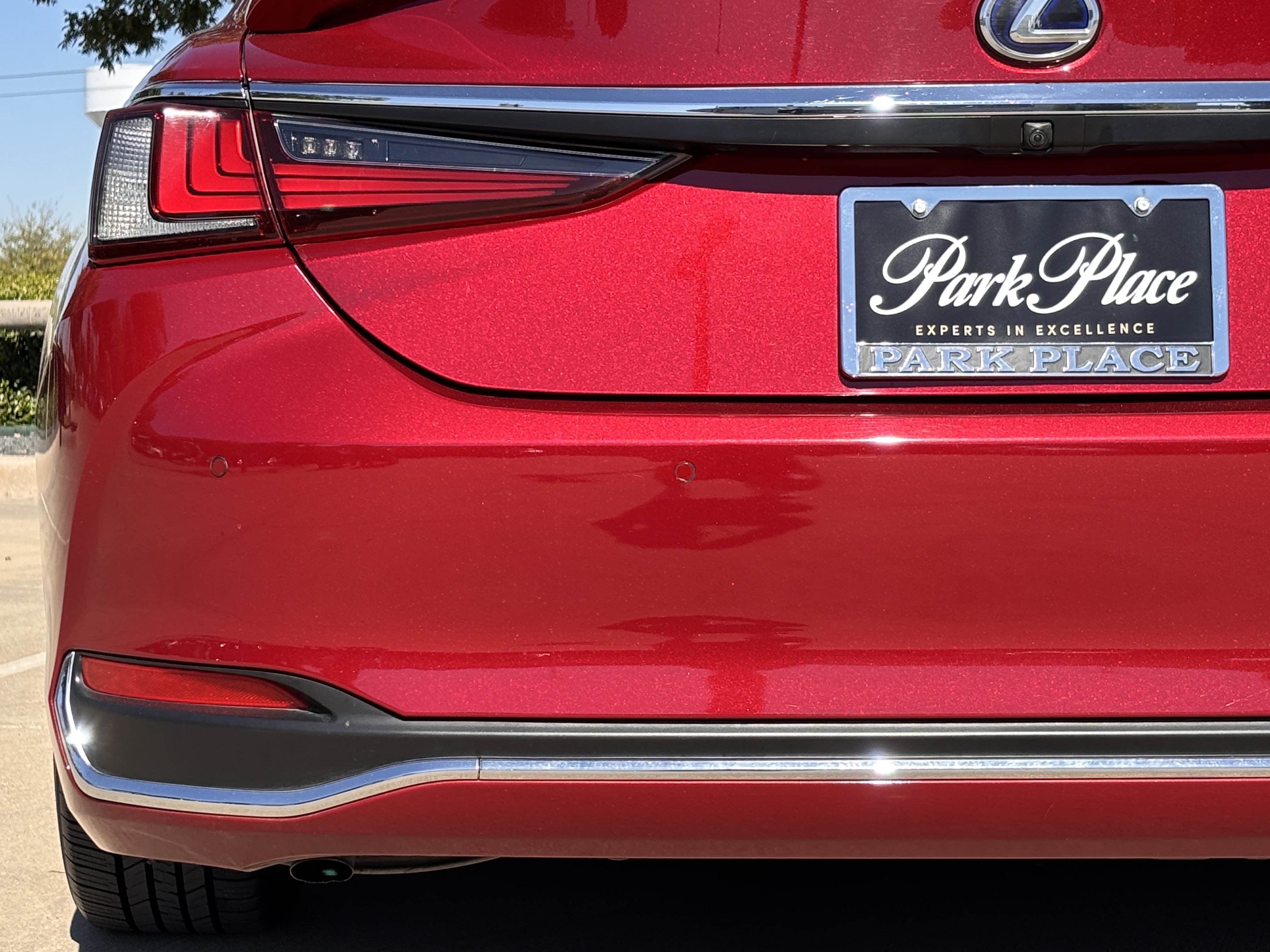 Used 2019 Lexus ES 300h Ultra Luxury FWD image 14