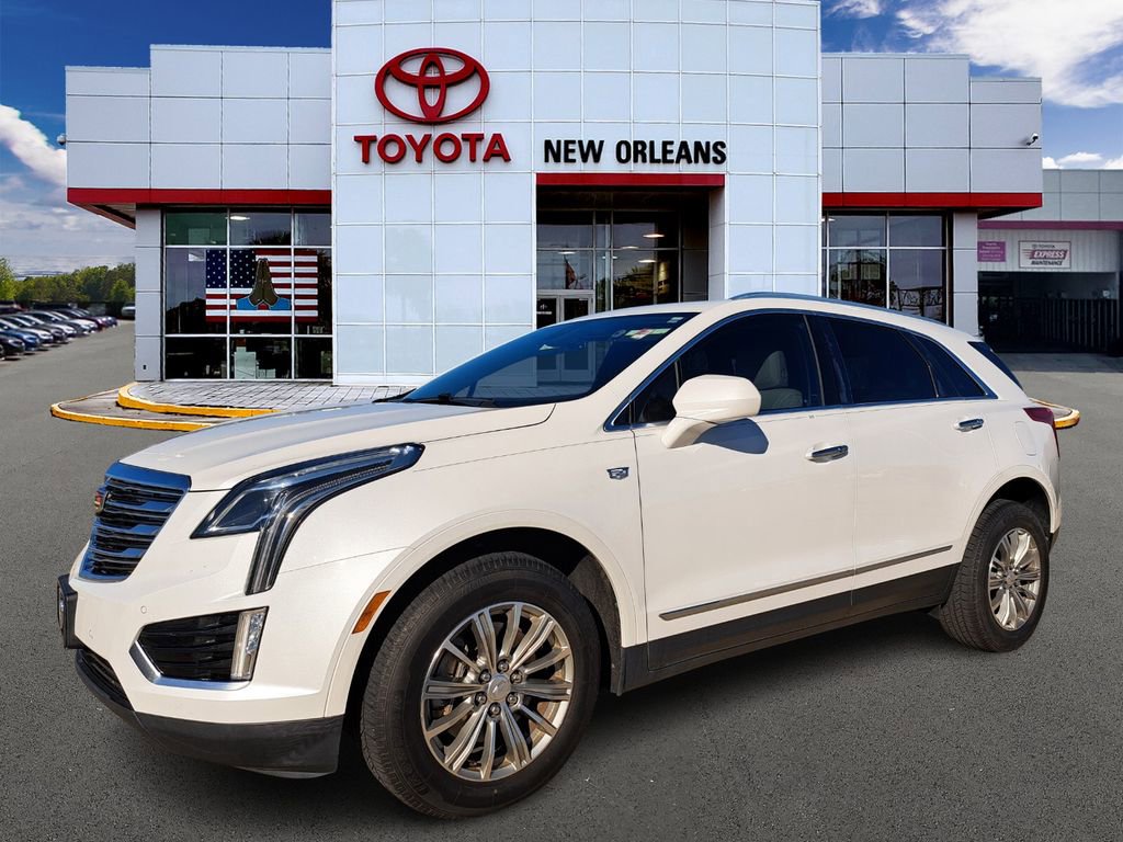 Used 2017 Cadillac XT5 Luxury w/ Driver Awareness Package
