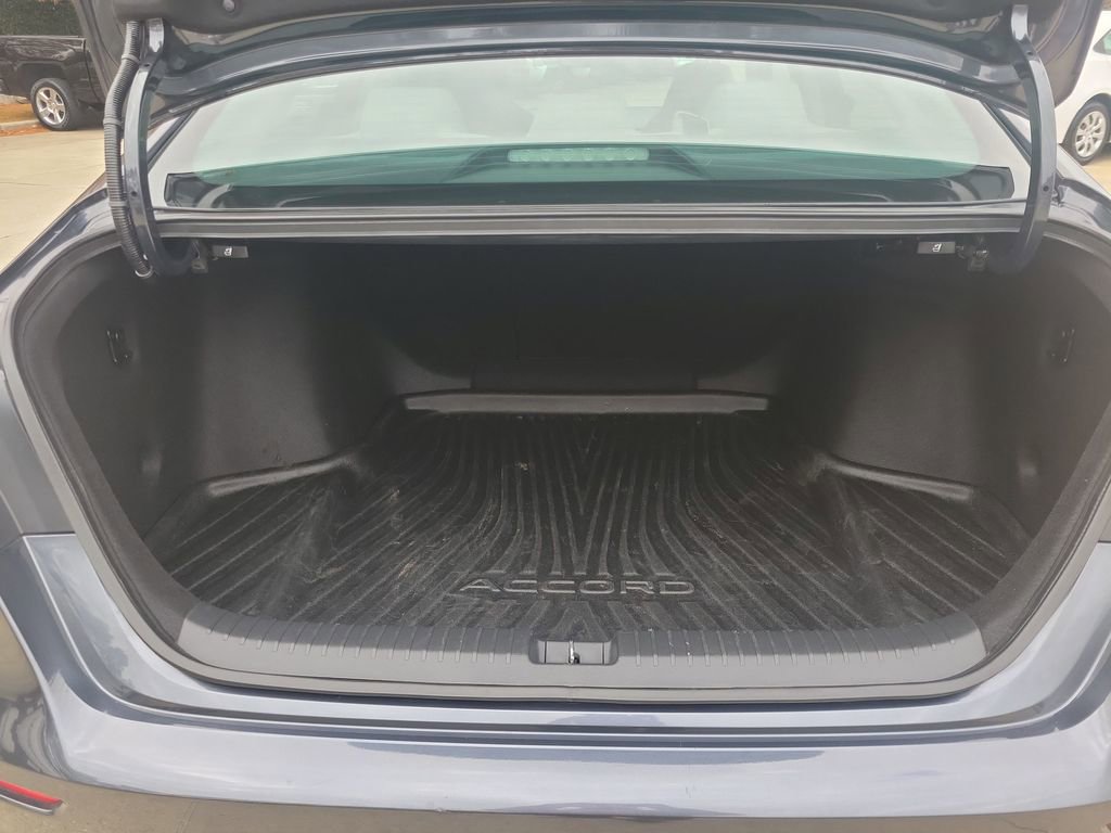 Used 2024 Honda Accord EX image 19