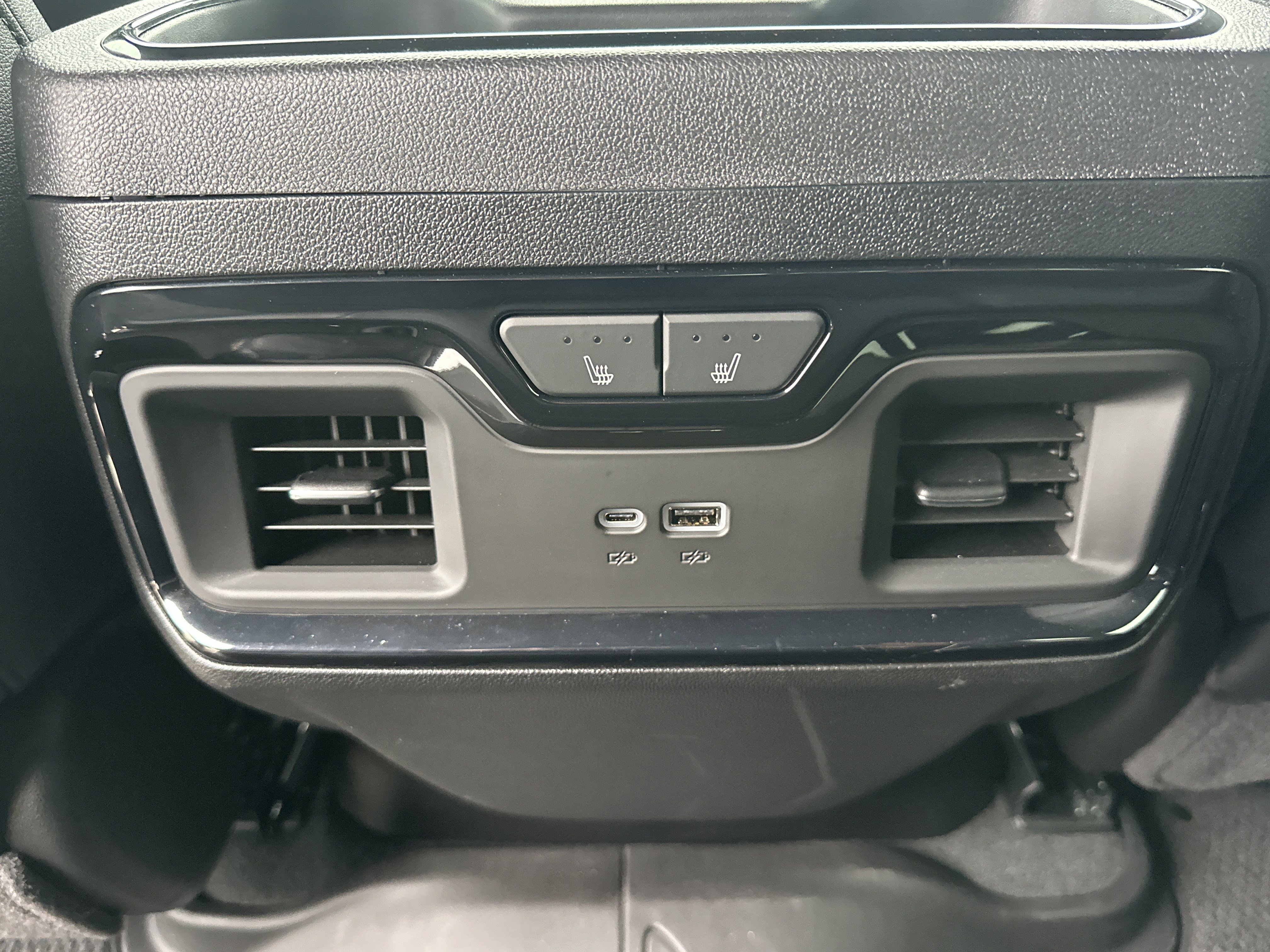Certified 2025 GMC Sierra 2500 AT4 w/ AT4 Premium Plus Package image 24