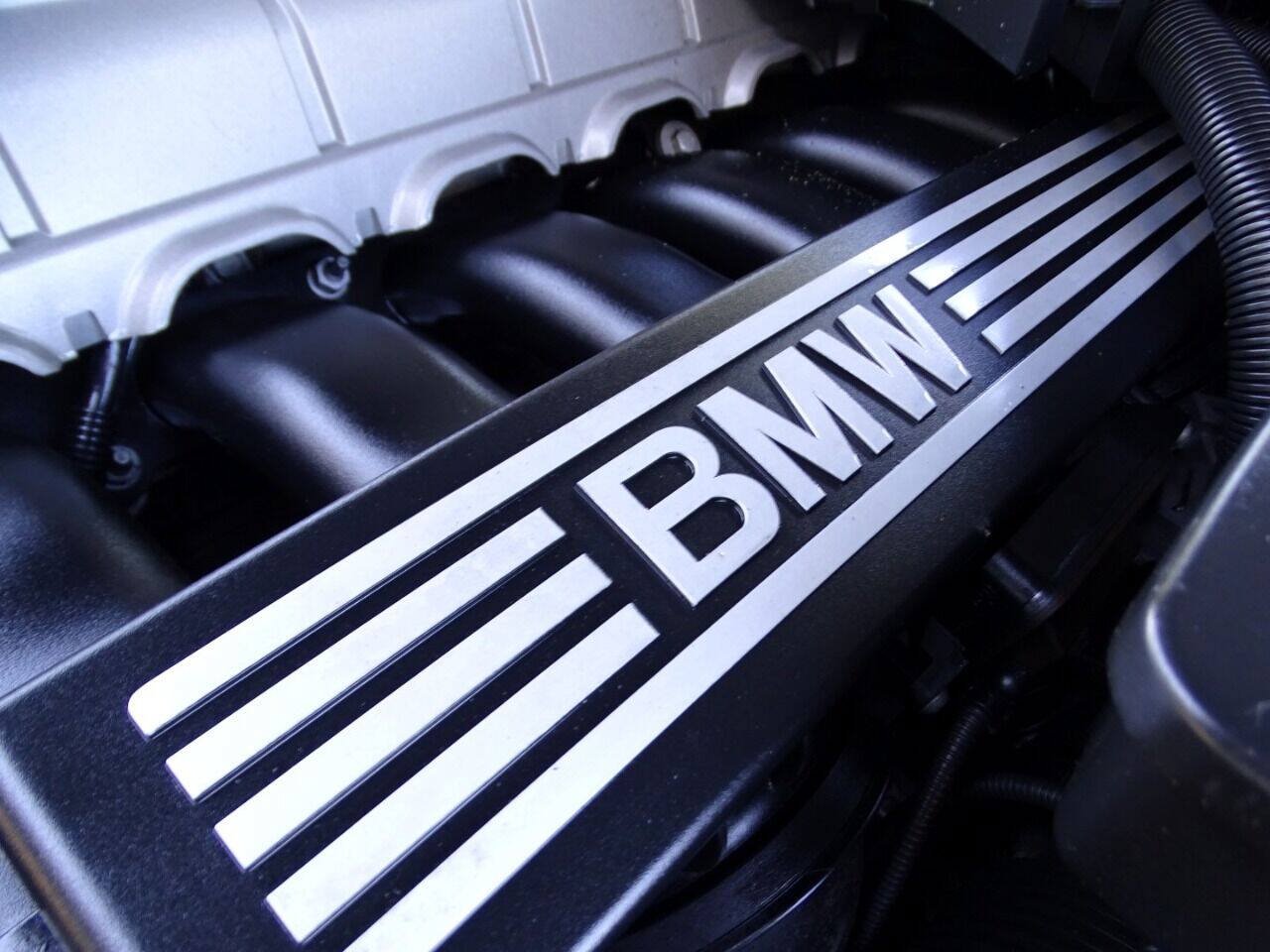 Used 2007 BMW 530xi Wagon AWD/4WD image 71