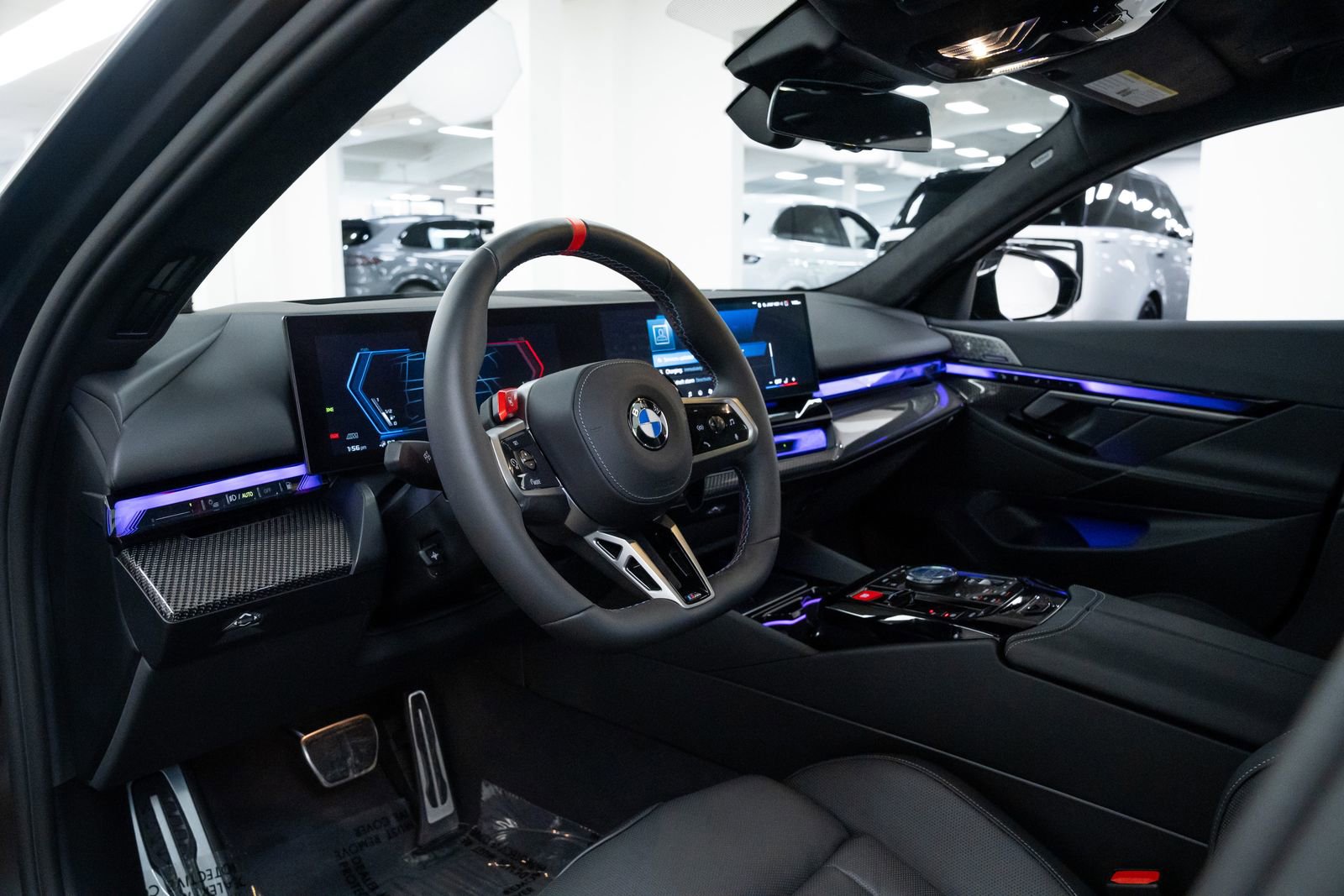 Used 2025 BMW M5 Touring image 21