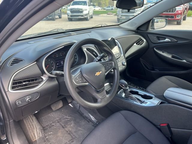 Used 2024 Chevrolet Malibu LT image 11