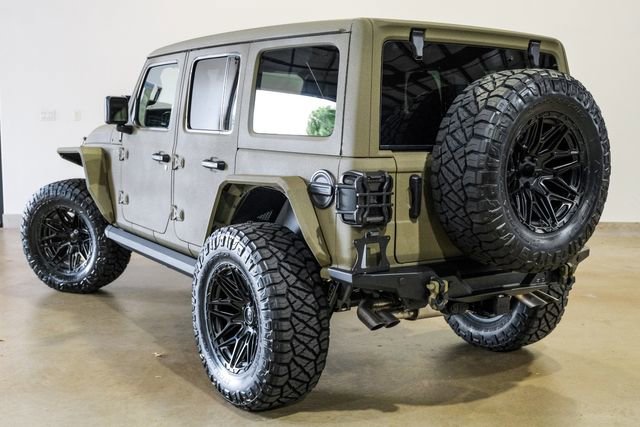 Used 2025 Jeep Wrangler Unlimited Rubicon 392 image 9