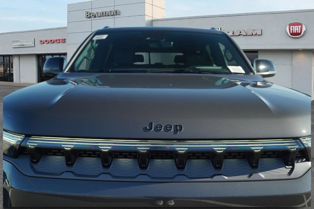 New 2026 Jeep Grand Wagoneer Limited AWD/4WD image 36