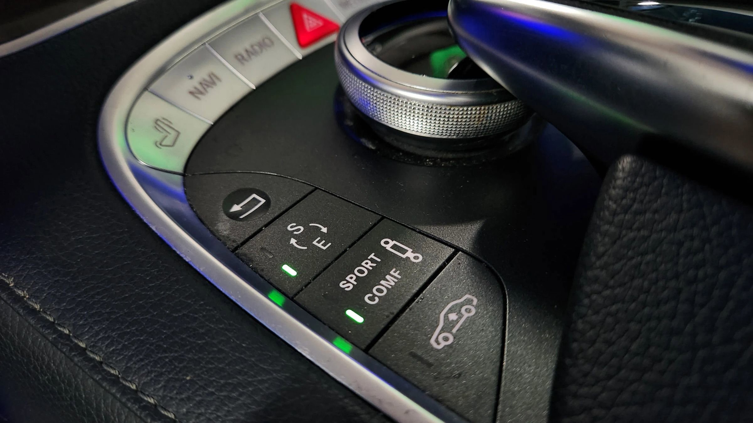 Used 2015 Mercedes-Benz S 550 4MATIC Sedan image 36