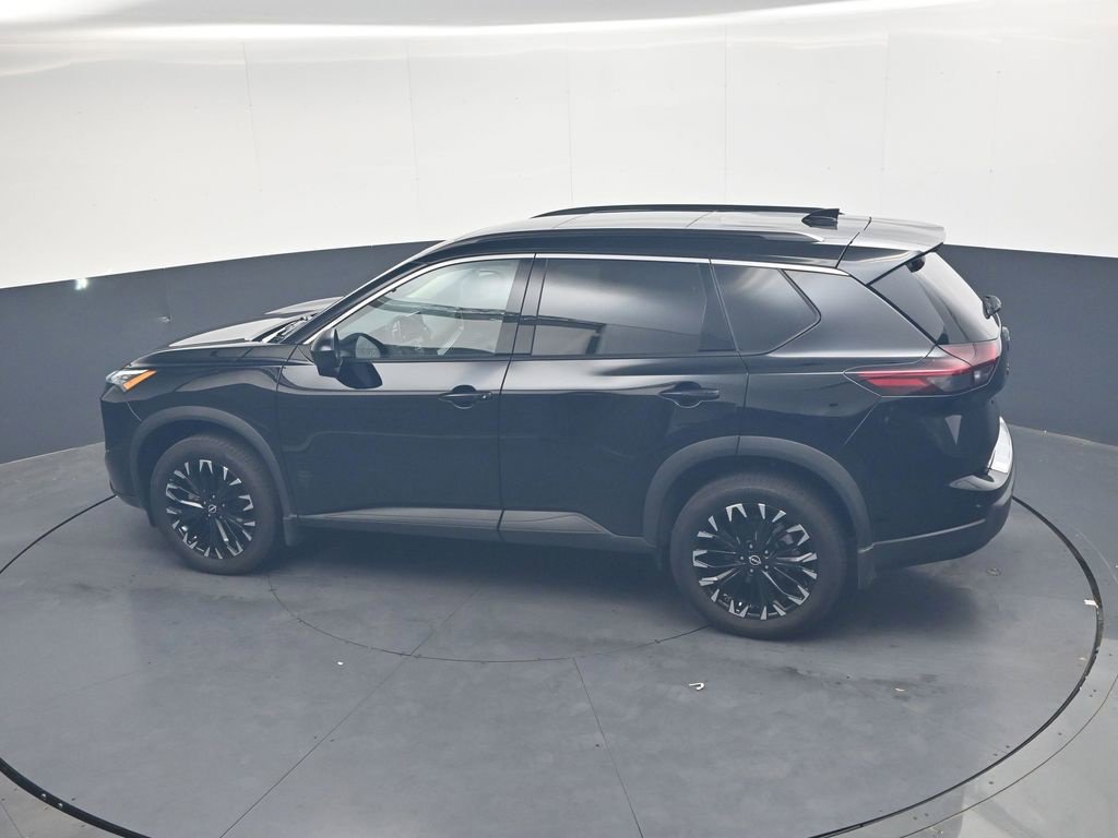 Certified 2026 Nissan Rogue Dark Armor FWD image 24