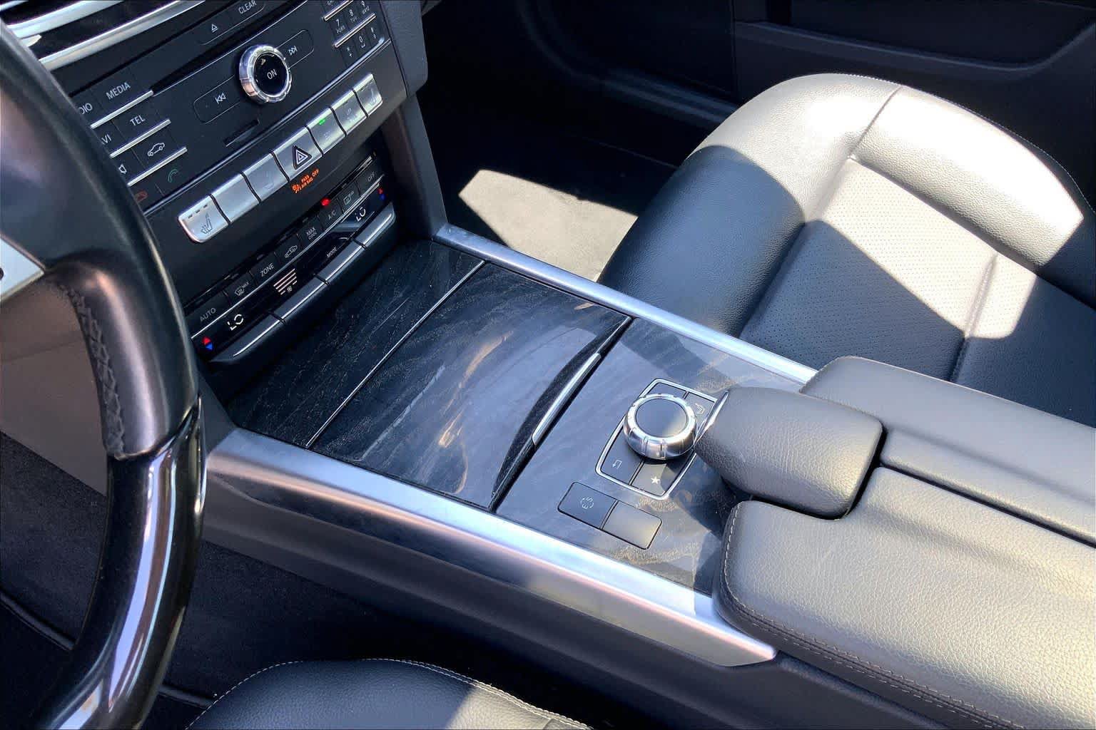 Used 2016 Mercedes-Benz E 350 4MATIC Wagon image 17