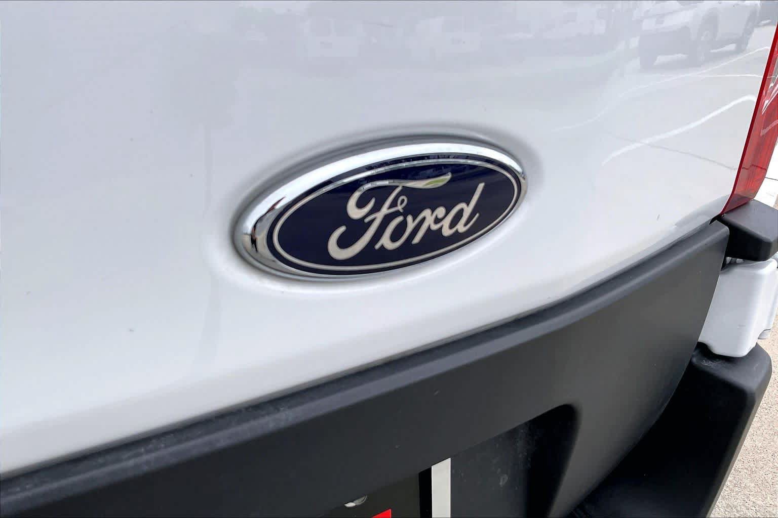 Used 2025 Ford Transit 250 Low Roof w/ Exterior Upgrade Package RWD image 25