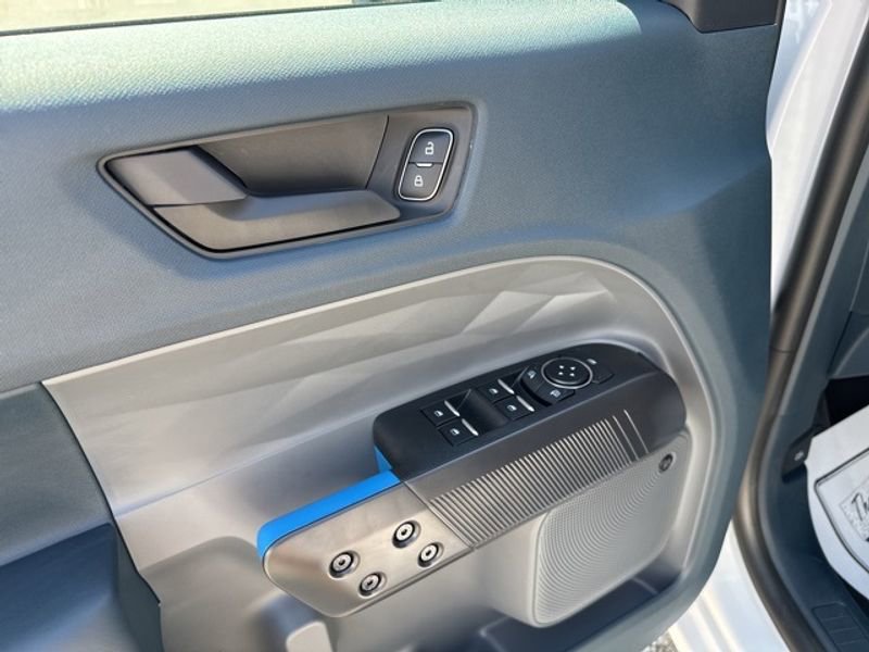 New 2025 Ford Maverick Lobo image 18