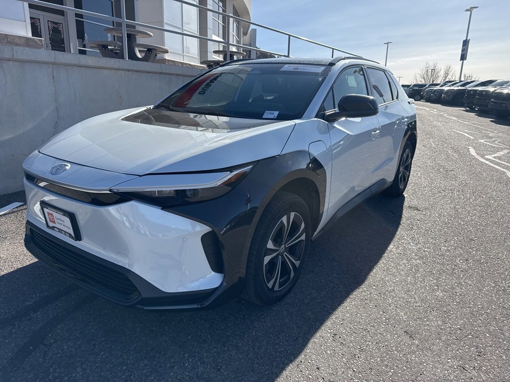Used 2023 Toyota bZ4X XLE image 8