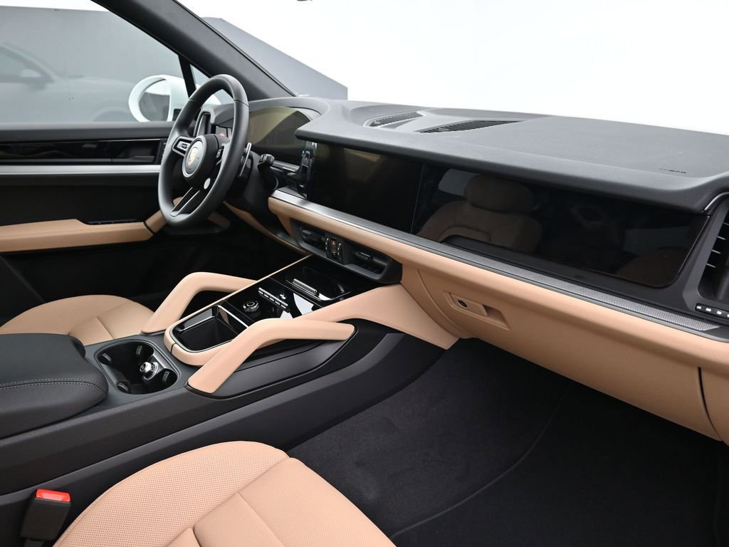 New 2026 Porsche Cayenne image 13
