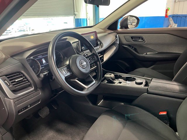 Used 2023 Nissan Rogue S AWD/4WD image 23