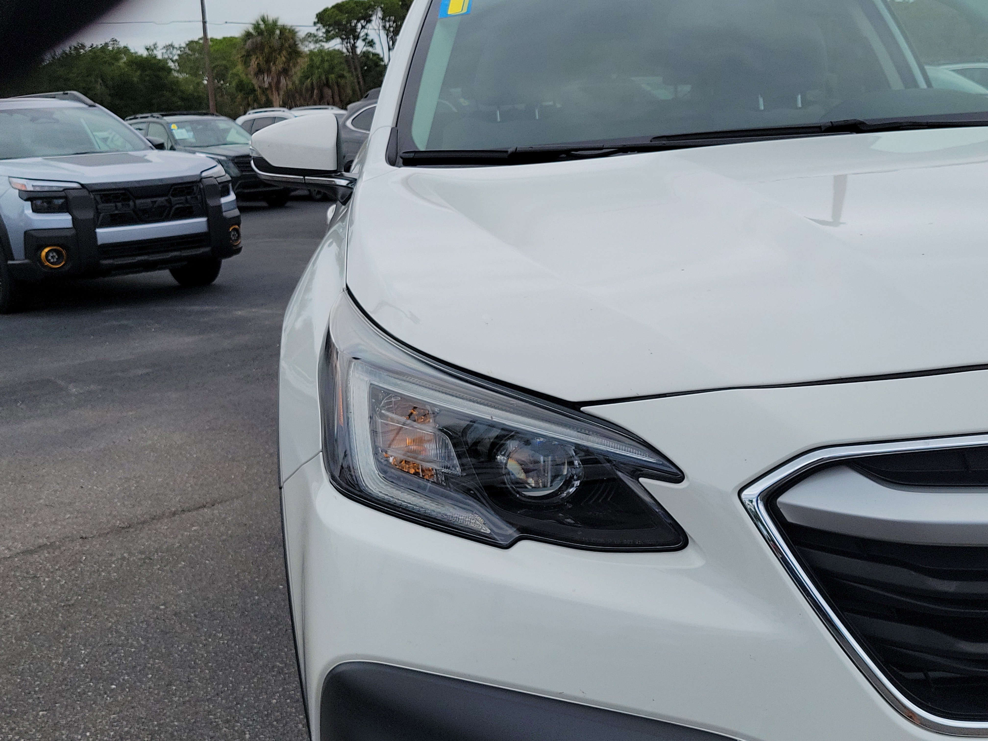 Certified 2021 Subaru Outback Premium AWD/4WD image 7