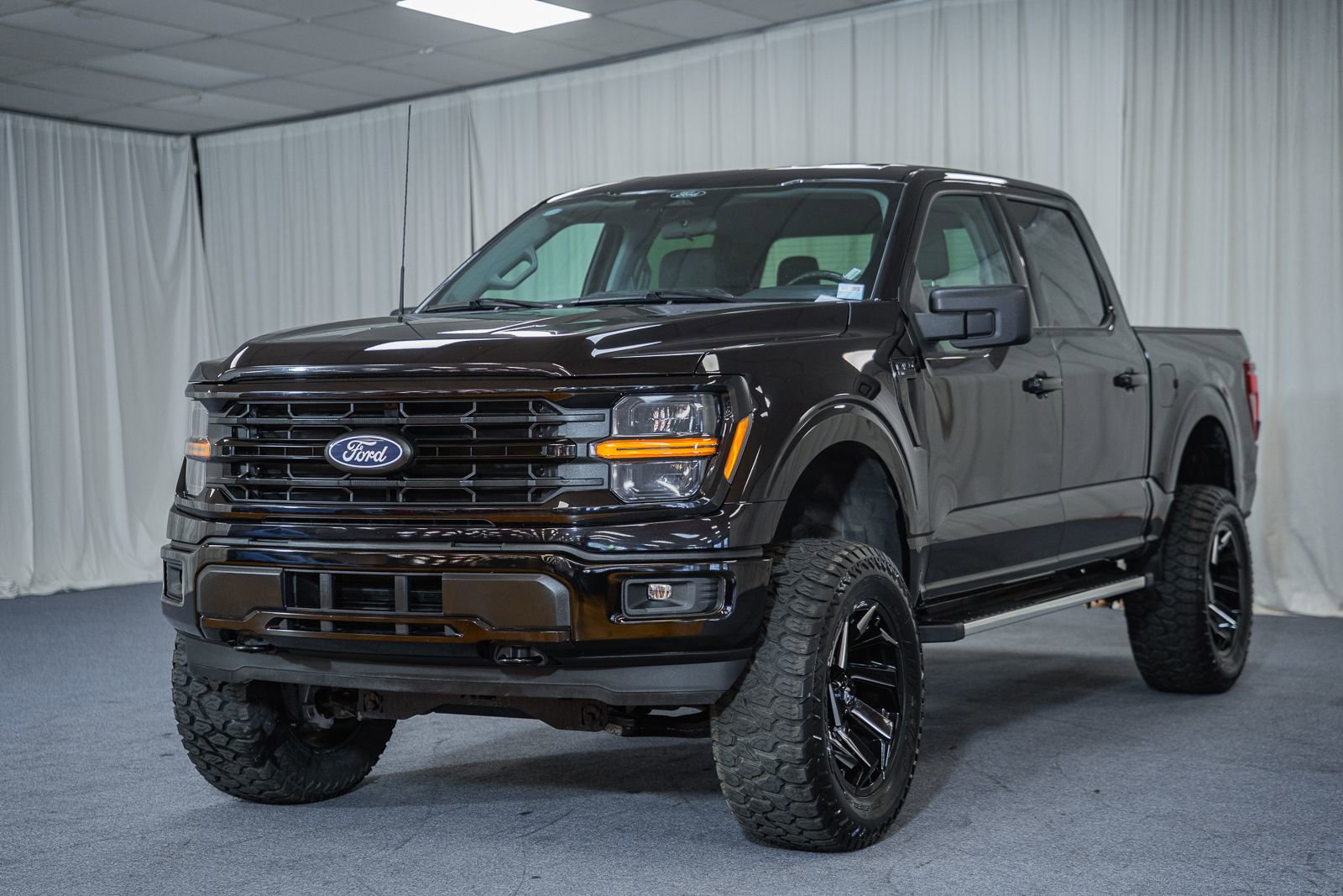 Certified 2025 Ford F150 XLT w/ Equipment Group 301A Standard AWD/4WD image 3