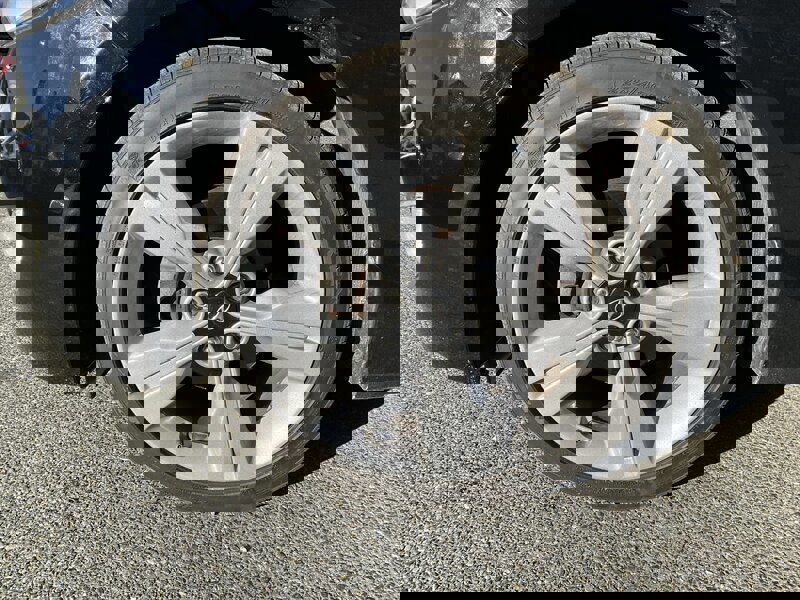 Used 2017 Hyundai Veloster Value Edition image 9