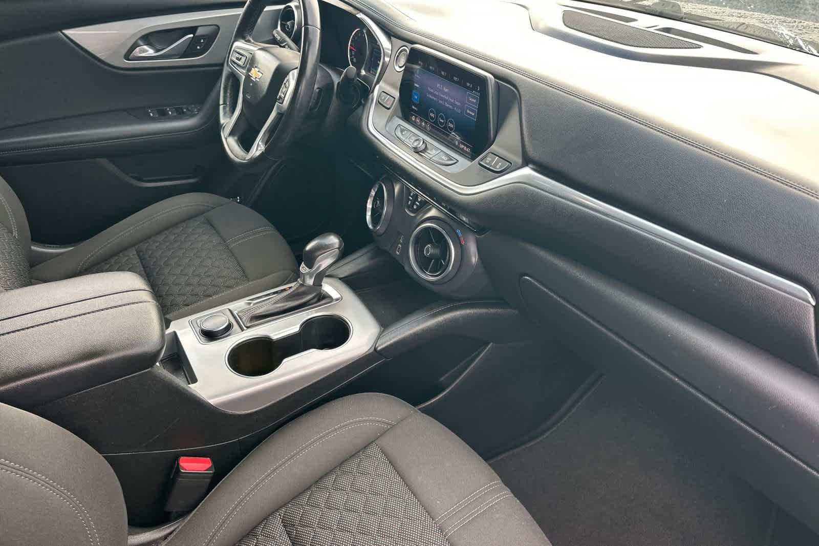 Used 2020 Chevrolet Blazer LT FWD image 18
