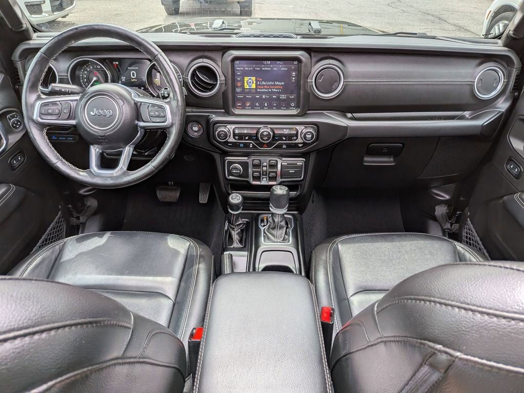 Used 2023 Jeep Wrangler Unlimited Sahara w/ Cold Weather Group AWD/4WD image 23
