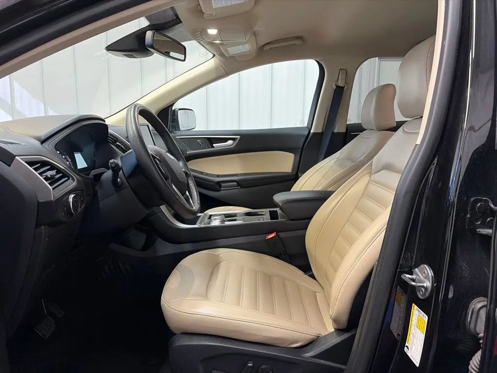Used 2024 Ford Edge SEL AWD/4WD image 11