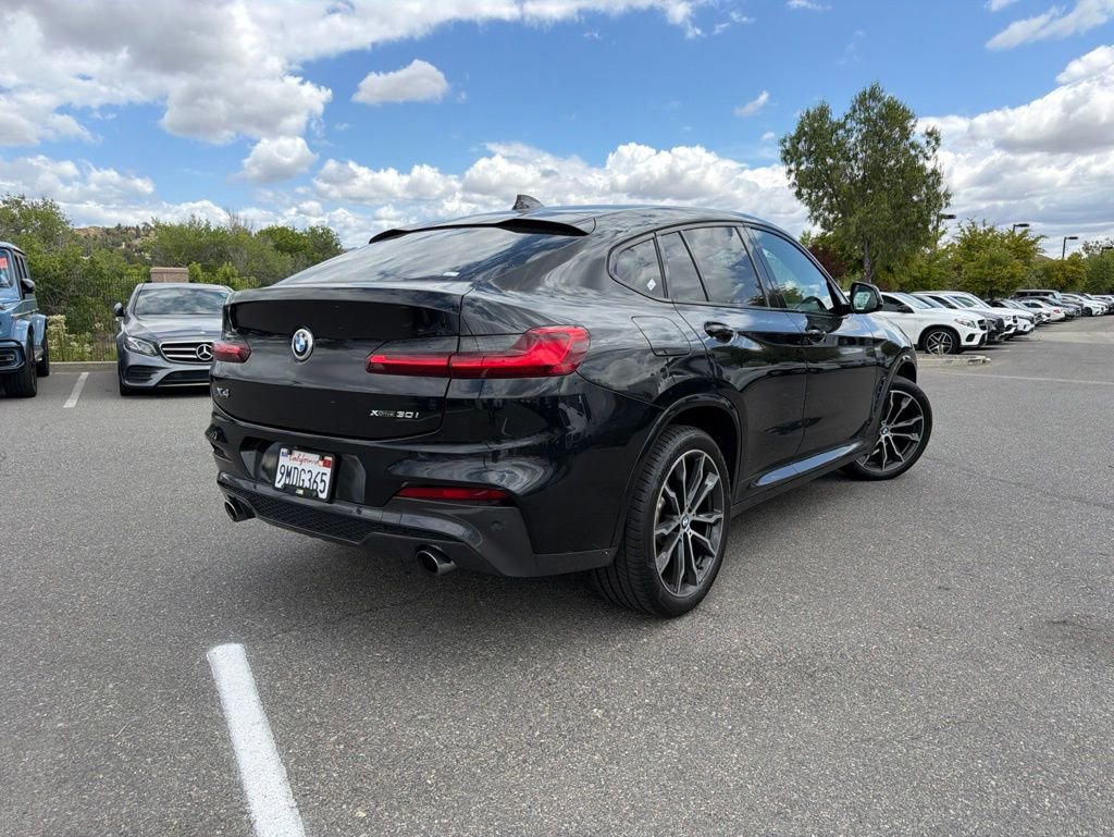 Used 2021 BMW X4 xDrive30i w/ M Sport Package AWD/4WD image 4
