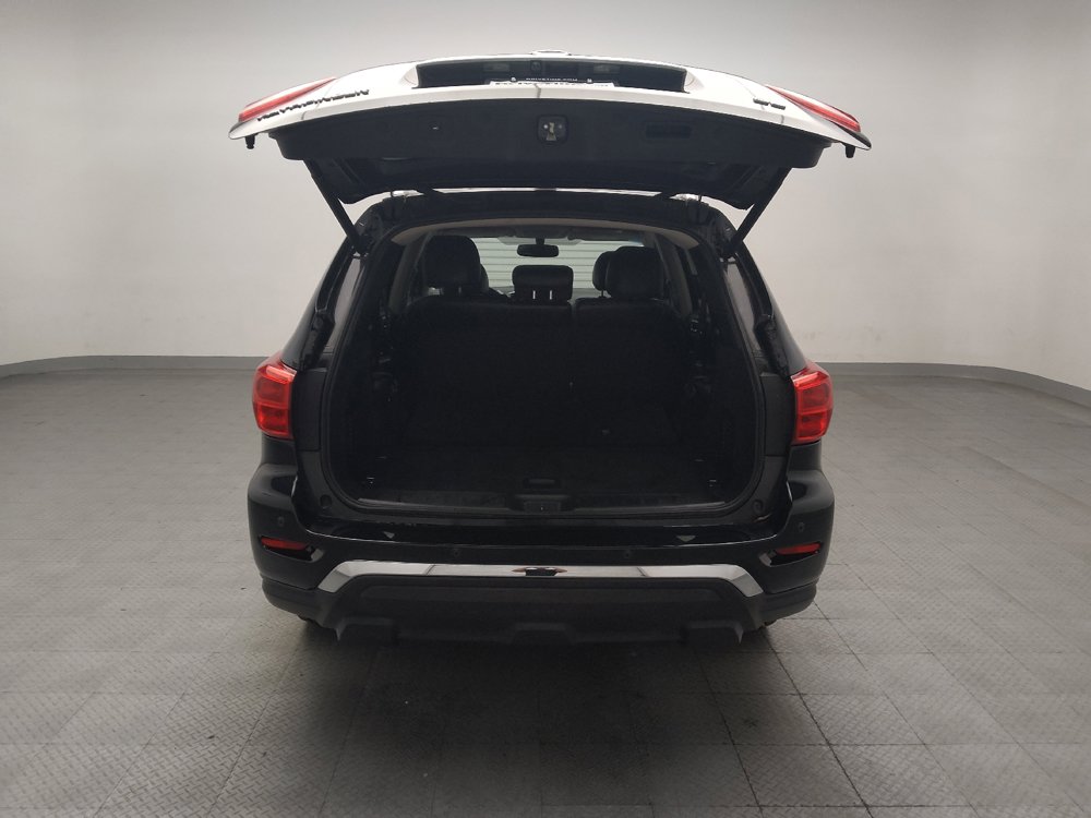 Used 2020 Nissan Pathfinder SL FWD image 29