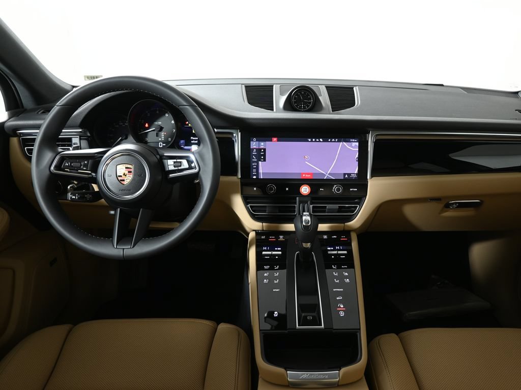 New 2026 Porsche Macan AWD/4WD image 16