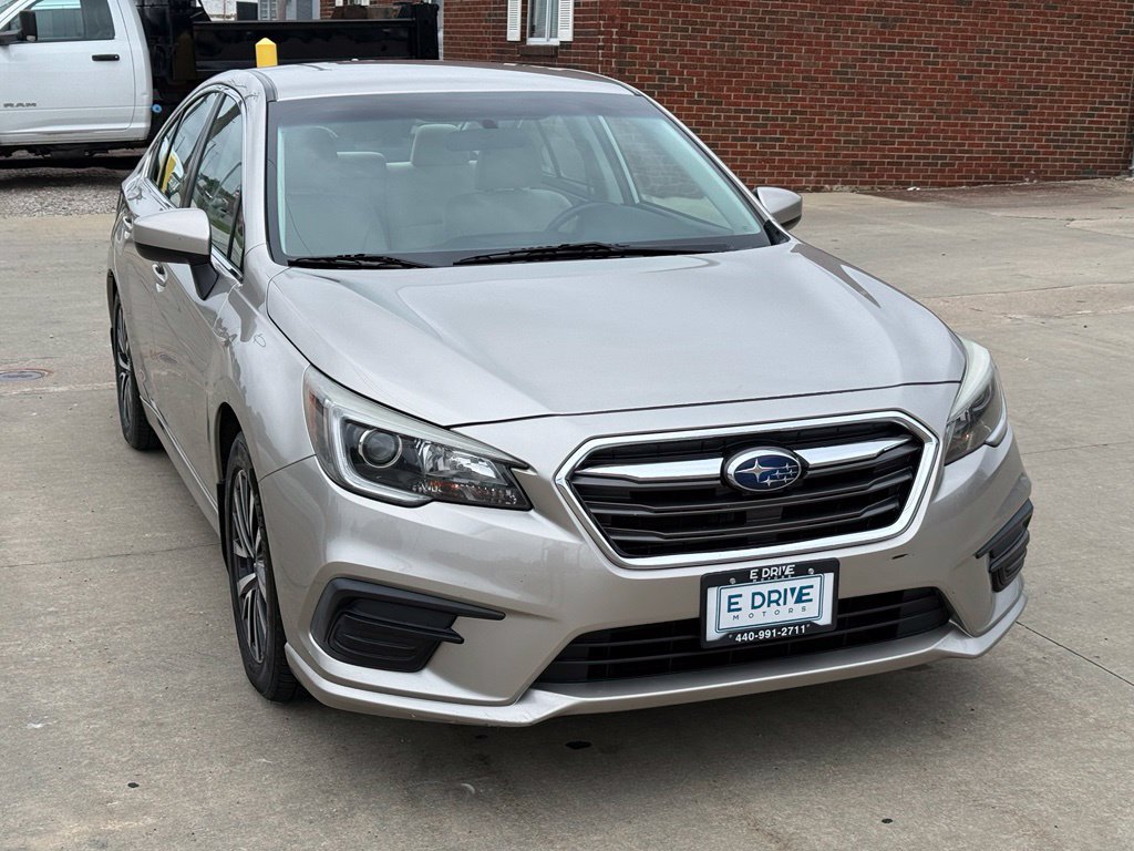 Used 2018 Subaru Legacy 2.5i Premium AWD/4WD image 3