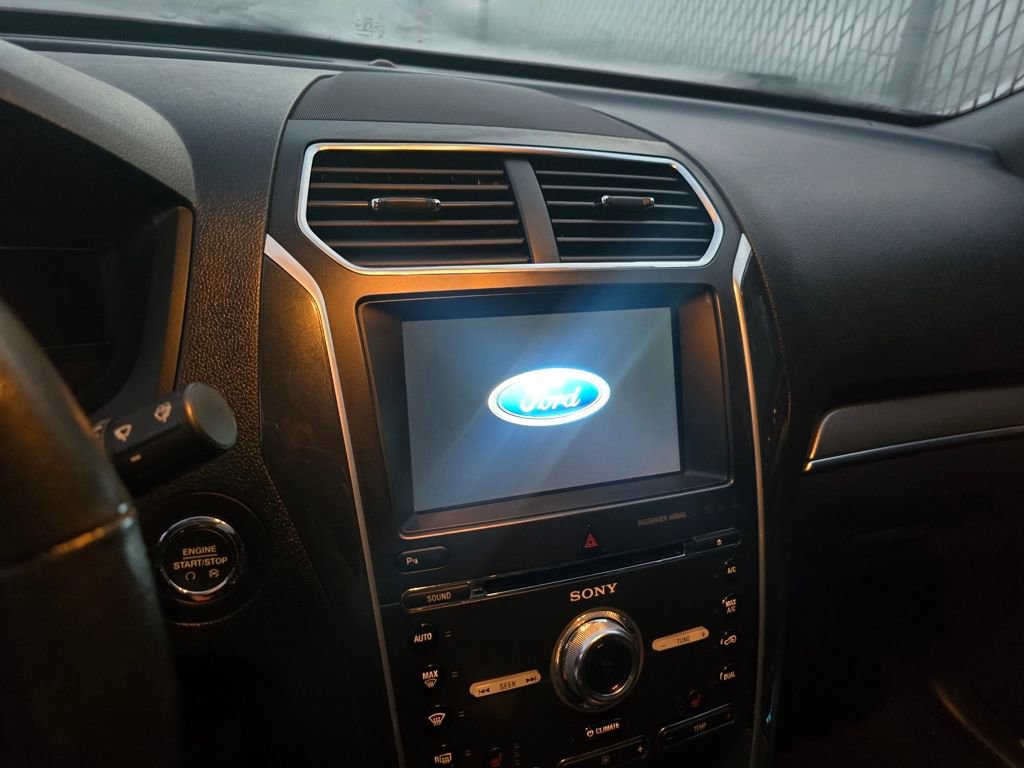 Used 2017 Ford Explorer Sport image 12