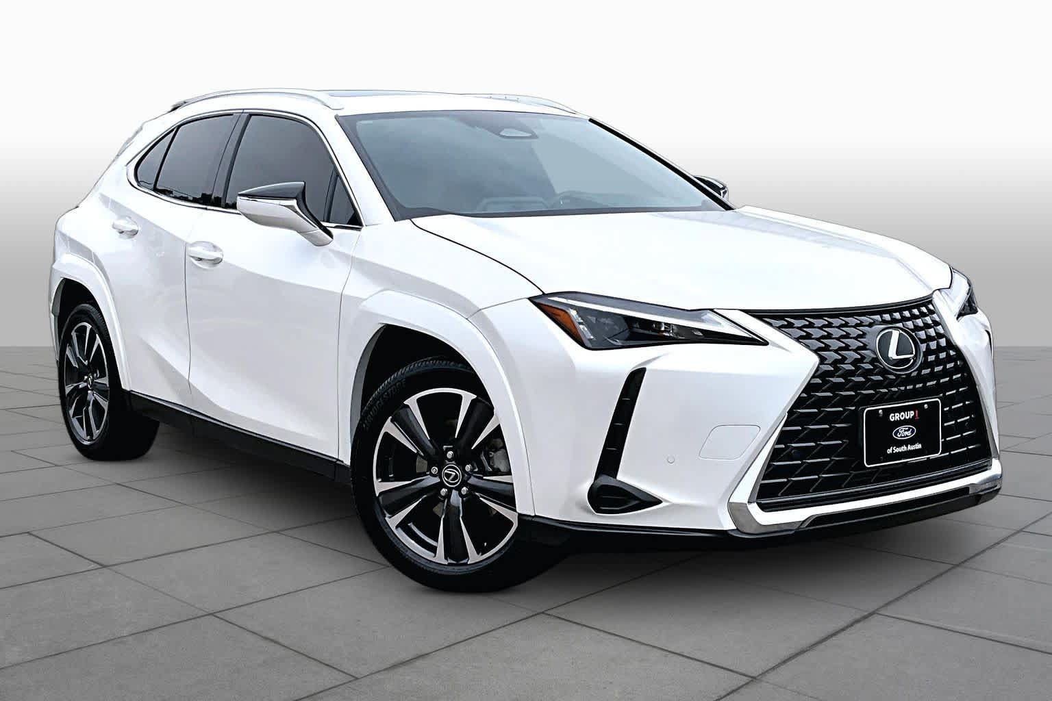 Used 2025 Lexus UX 300h FWD w/ Cold Area Package image 3