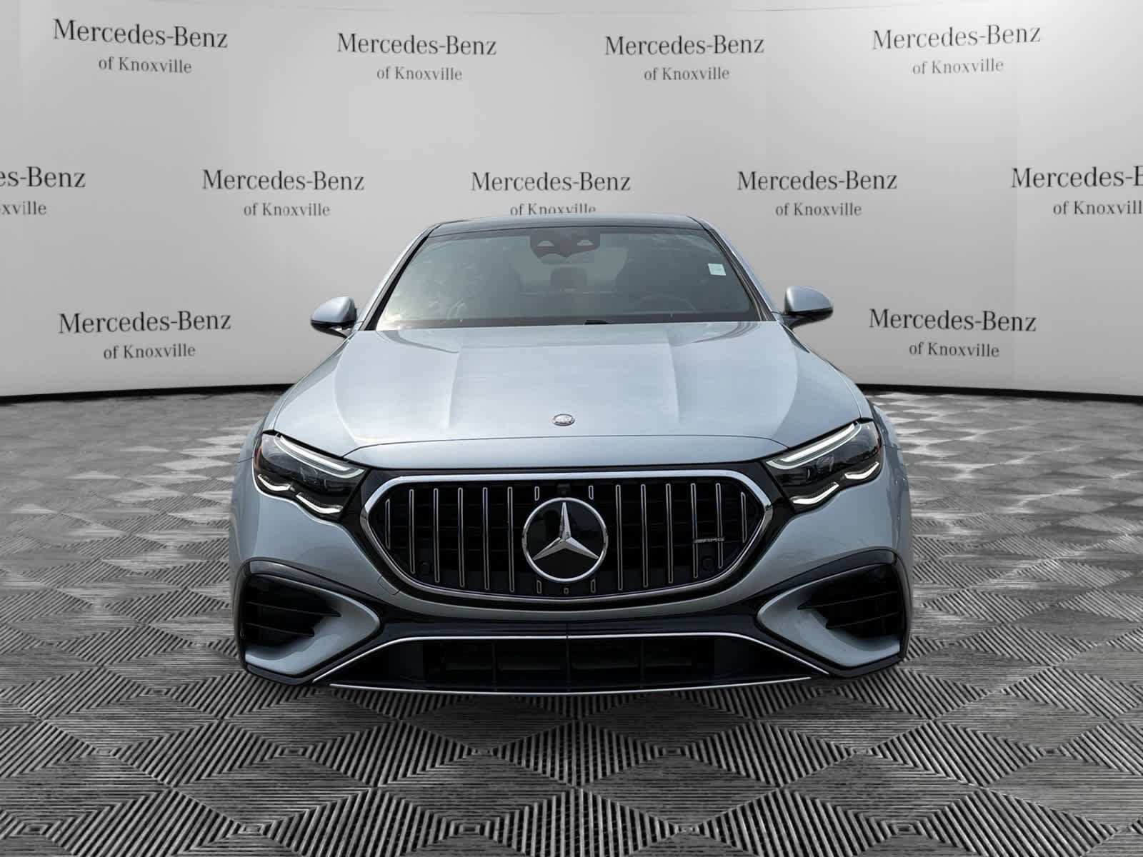 Certified 2025 Mercedes-Benz E 53 AMG e 4MATIC Sedan image 8