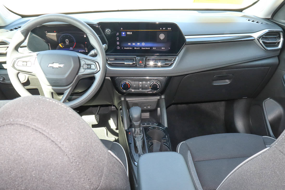 Used 2025 Chevrolet TrailBlazer LT AWD/4WD image 10