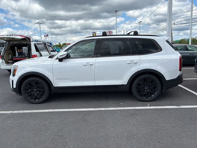 Used 2022 Kia Telluride SX w/ SX Prestige Package AWD/4WD image 10