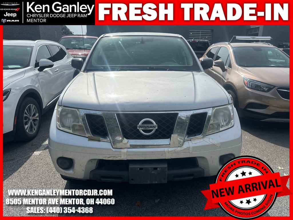 Used 2012 Nissan Frontier SV AWD/4WD image 2