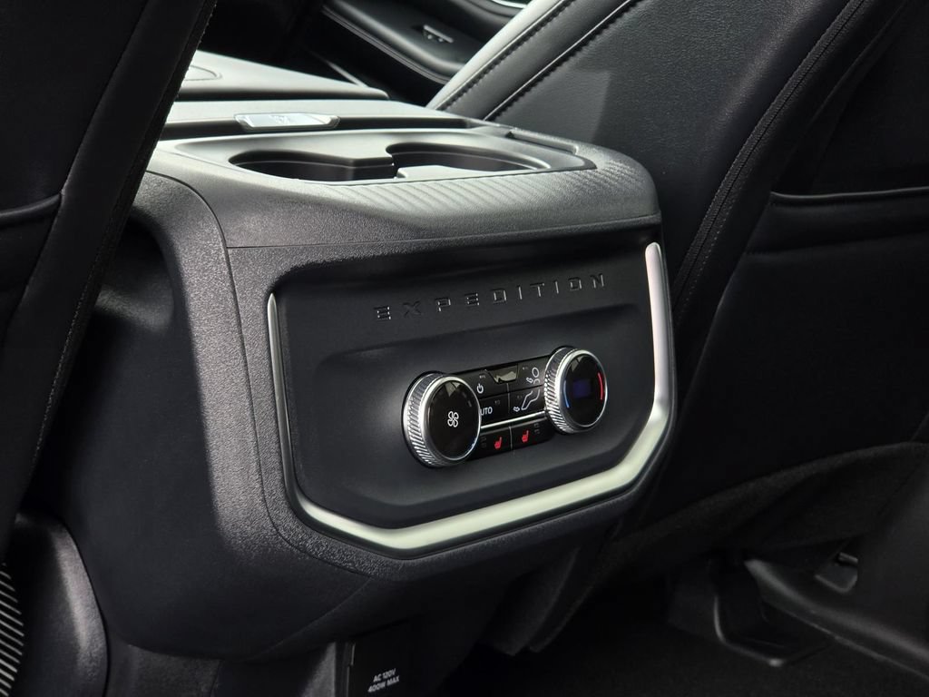 New 2026 Ford Expedition Max Platinum w/ Stealth Appearance Package AWD/4WD image 35