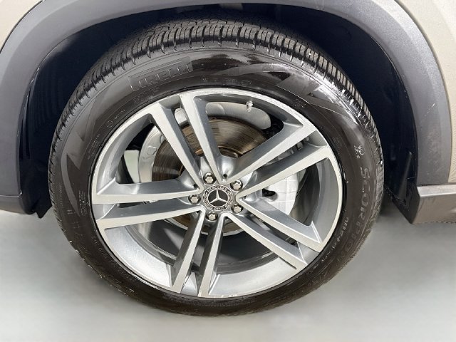 Used 2021 Mercedes-Benz GLE 350 w/ Premium Package image 37