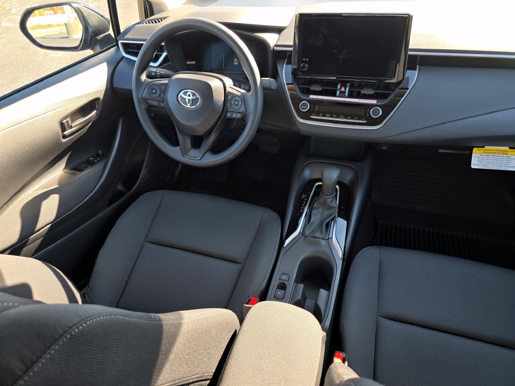 New 2027 Toyota Corolla LE FWD image 19