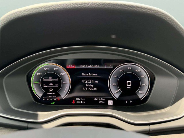 Certified 2025 Audi Q5 e Premium Plus w/ Premium Plus Package AWD/4WD image 11