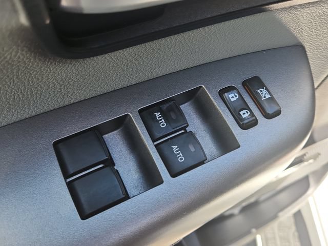 Used 2015 Toyota Sequoia Limited AWD/4WD image 8