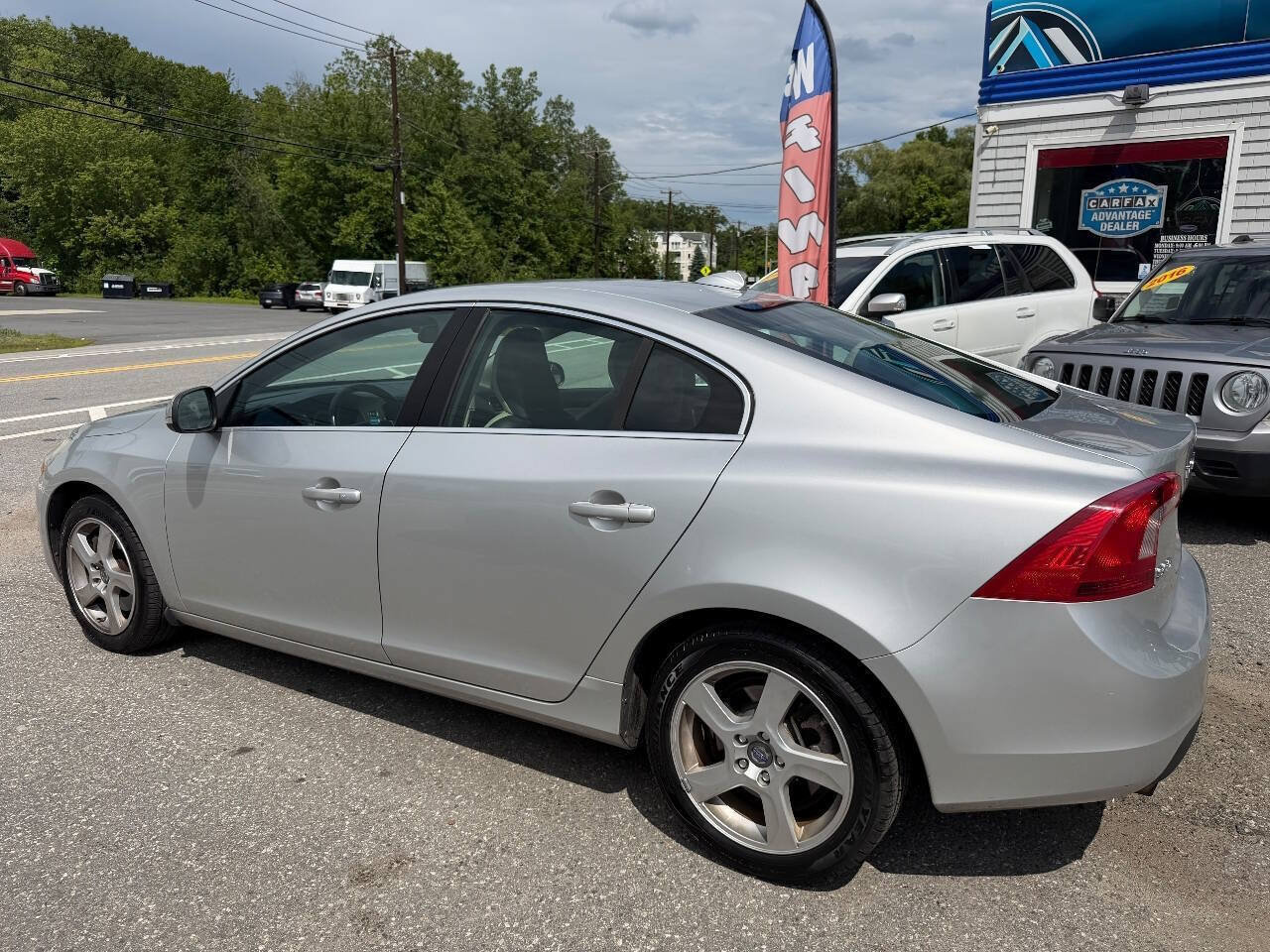 Used 2012 Volvo S60 T5 FWD image 4
