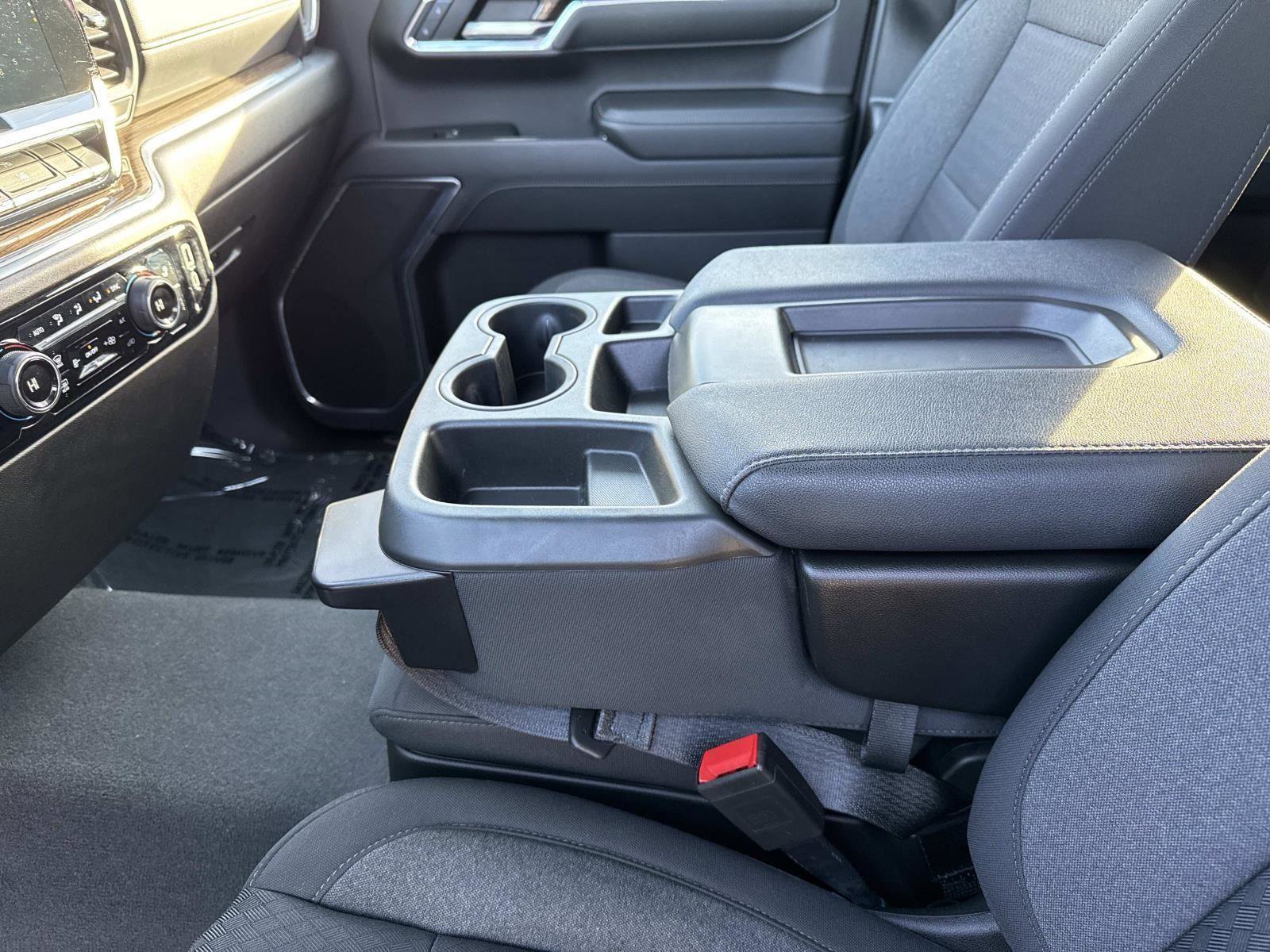 Used 2023 Chevrolet Silverado 1500 LT image 13