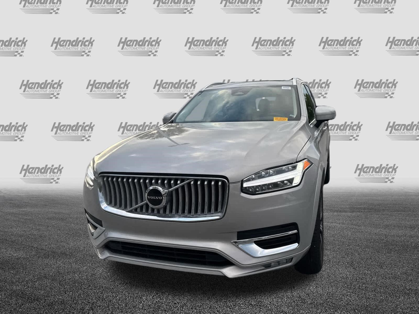 Certified 2025 Volvo XC90 B5 Core AWD/4WD image 8