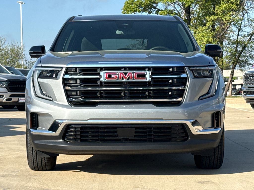 Used 2025 GMC Acadia Elevation image 2