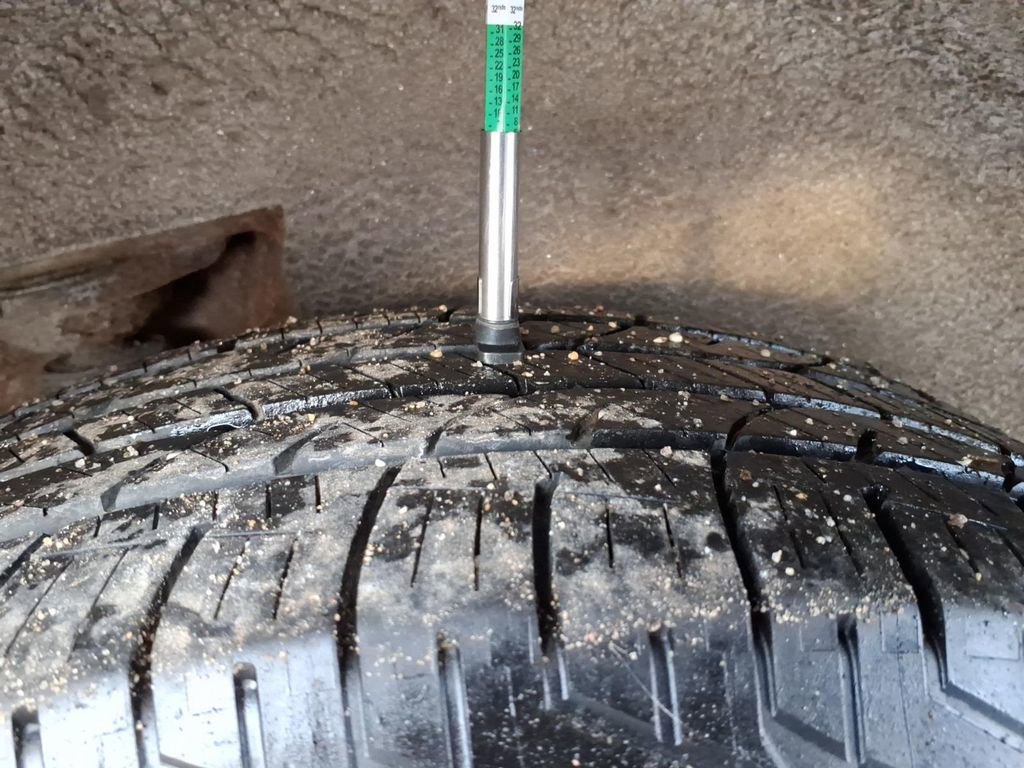 Used 2008 Volvo XC70 3.2 image 12