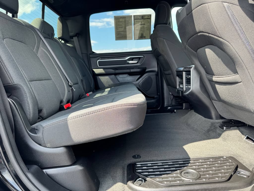 Used 2023 RAM 1500 Big Horn AWD/4WD image 15