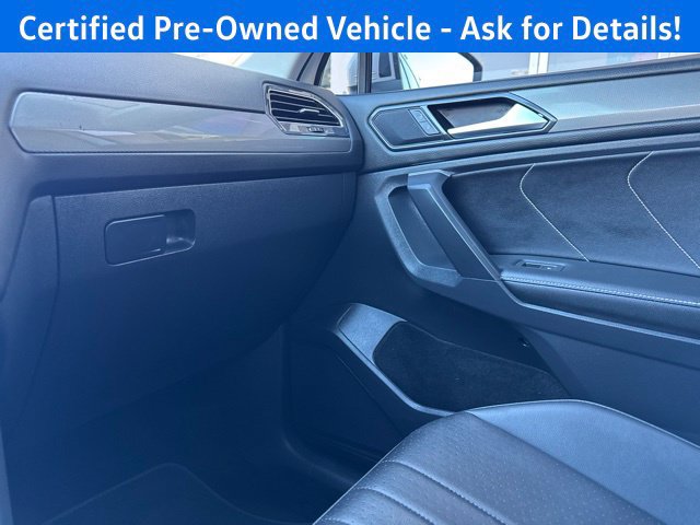 Used 2023 Volkswagen Tiguan SE w/ Panoramic Sunroof Package AWD/4WD image 15