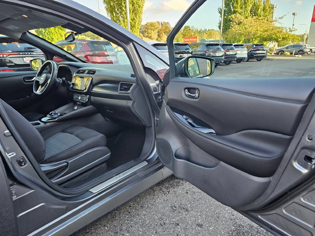 Used 2023 Nissan Leaf SV Plus FWD image 13