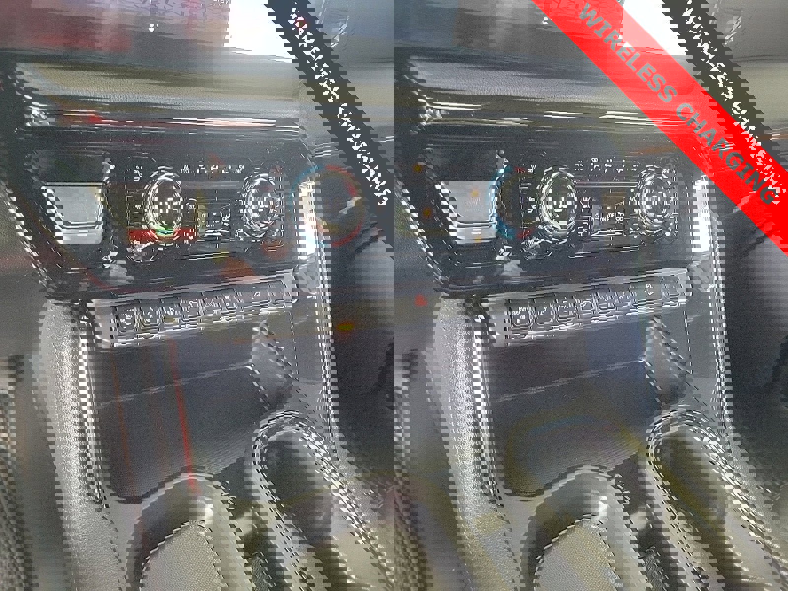 Used 2025 GMC Sierra 2500 AT4 w/ AT4 Premium Plus Package image 23