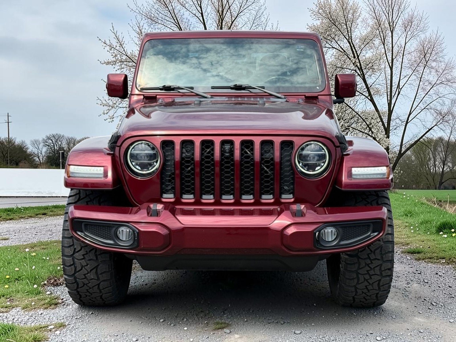 Used 2021 Jeep Gladiator Overland AWD/4WD image 2